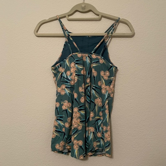 Like NEW Patagonia Tank Top 🌺 - Picture 3 of 6